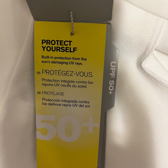 NEW WITH TAGS Under Armour Golf Shorts - Picture 4 of 5